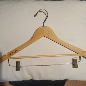 "The Carlyle" suit hanger